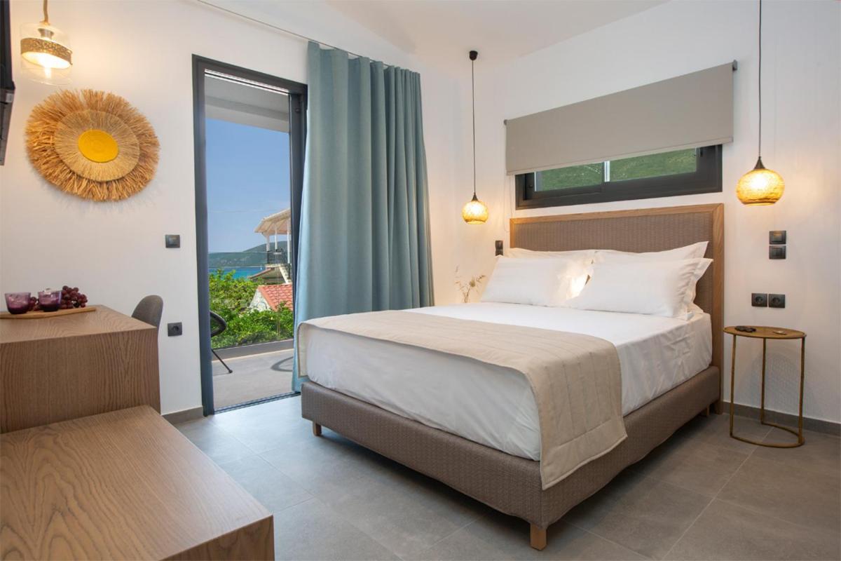 Seascape Villas Vassiliki - Beachfront Villas Exterior photo